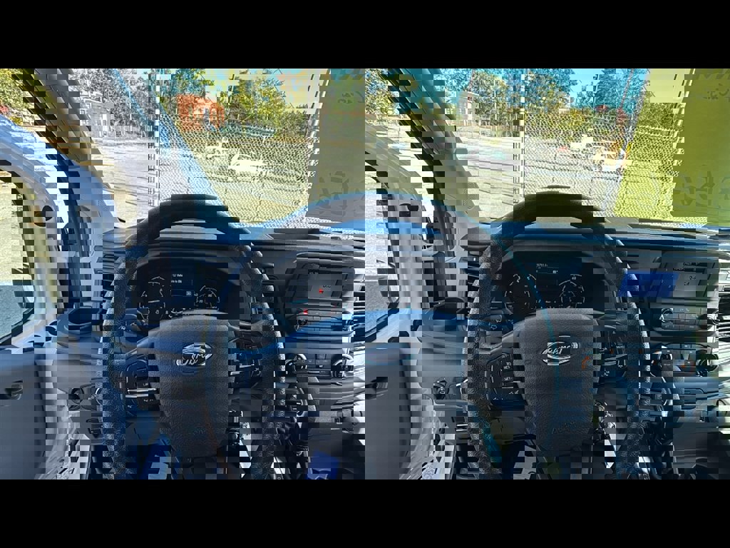 Used 2024 Ford Transit 250 Low Roof w/ Exterior Upgrade Package image 12