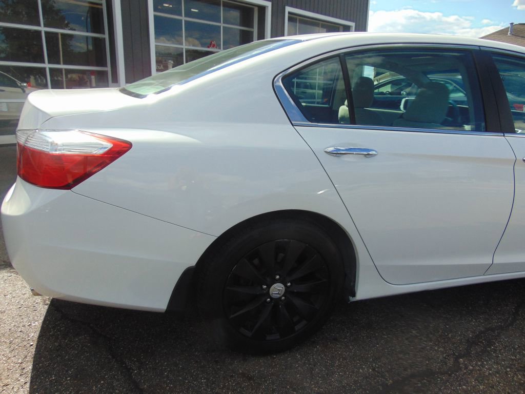 Used 2013 Honda Accord EX image 14