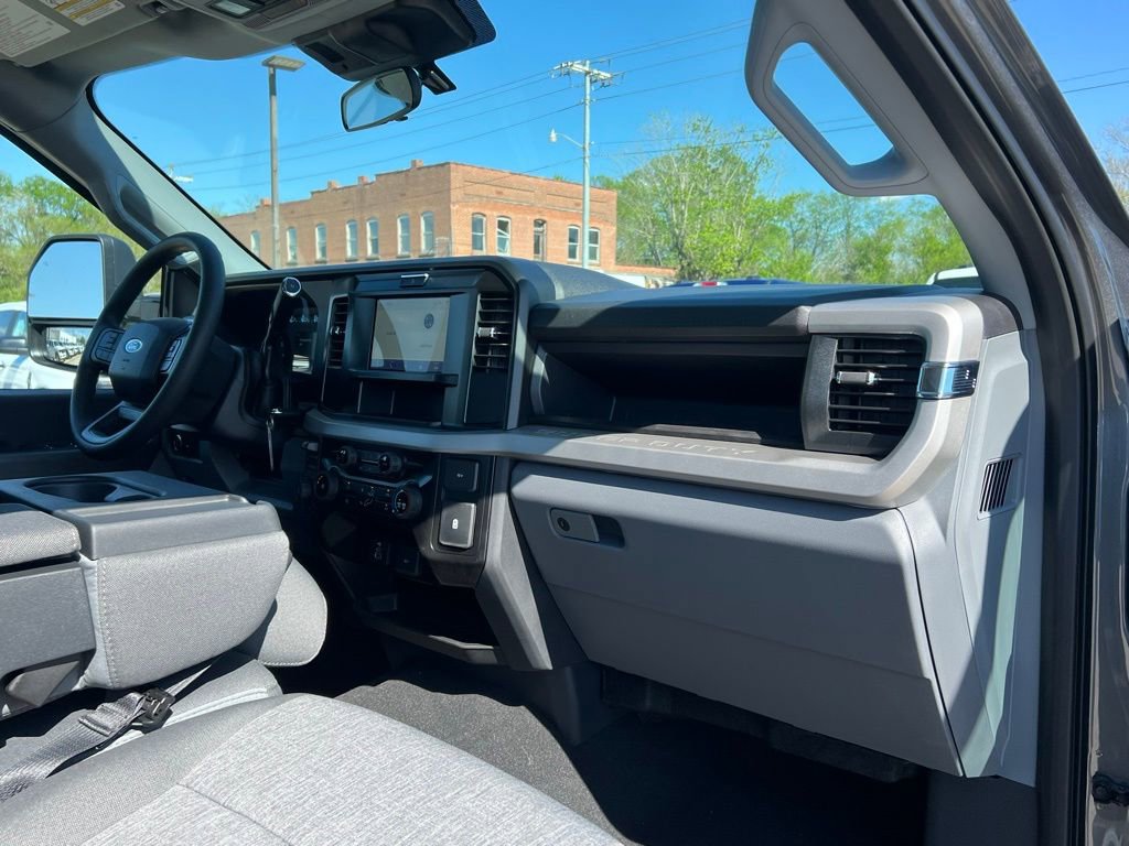 New 2026 Ford F250 XL w/ STX Appearance Package AWD/4WD image 21