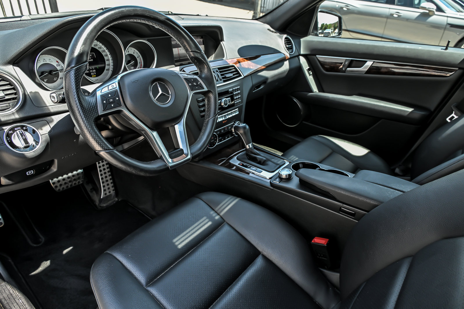 Used 2013 Mercedes-Benz C 300 4MATIC Sedan image 18