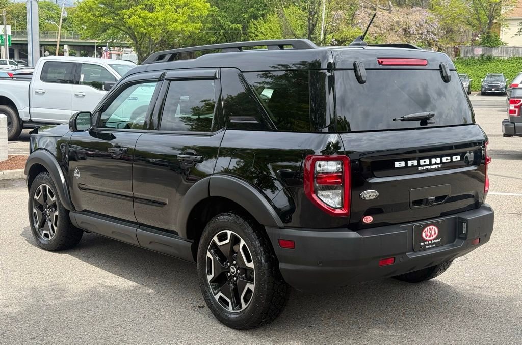 Used 2023 Ford Bronco Sport Outer Banks w/ Tech Package AWD/4WD image 10