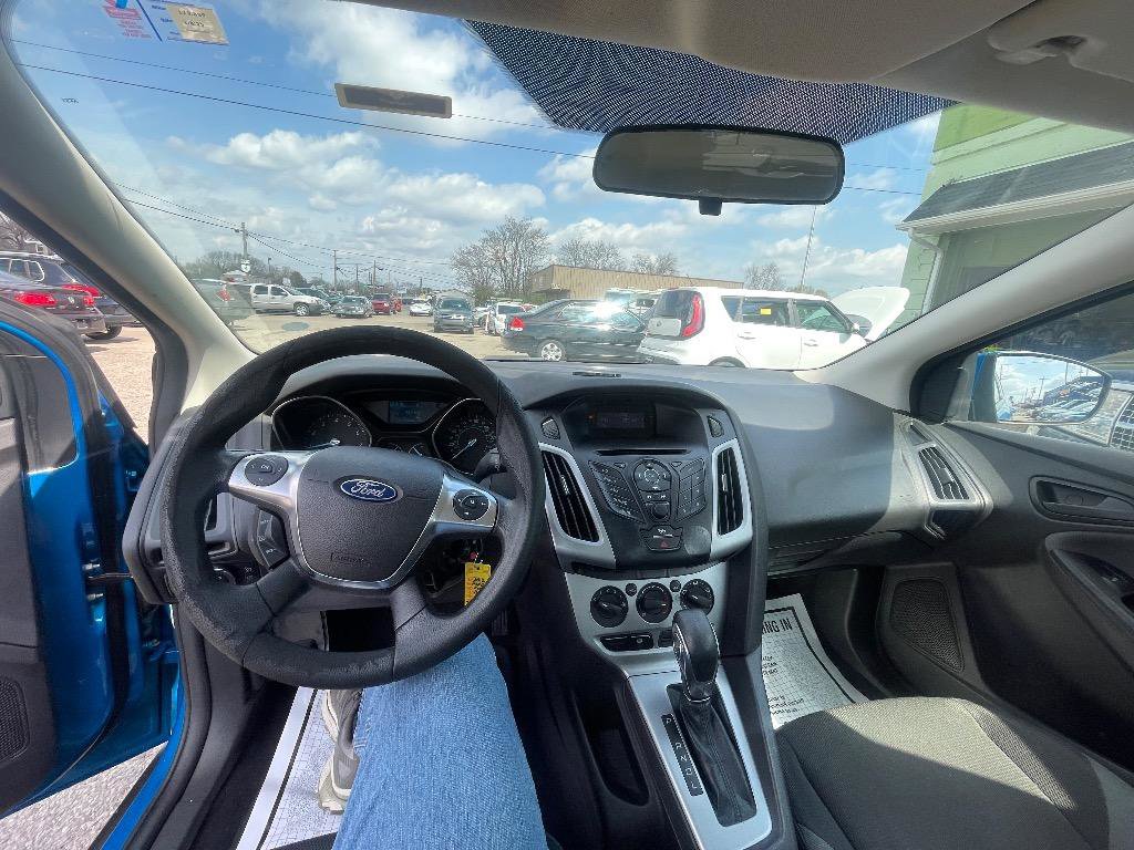 Used 2016 Ford Focus S FWD image 16