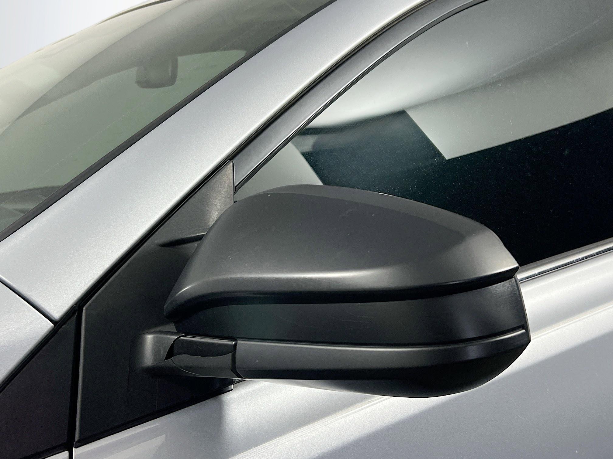 Used 2017 Toyota RAV4 LE image 12