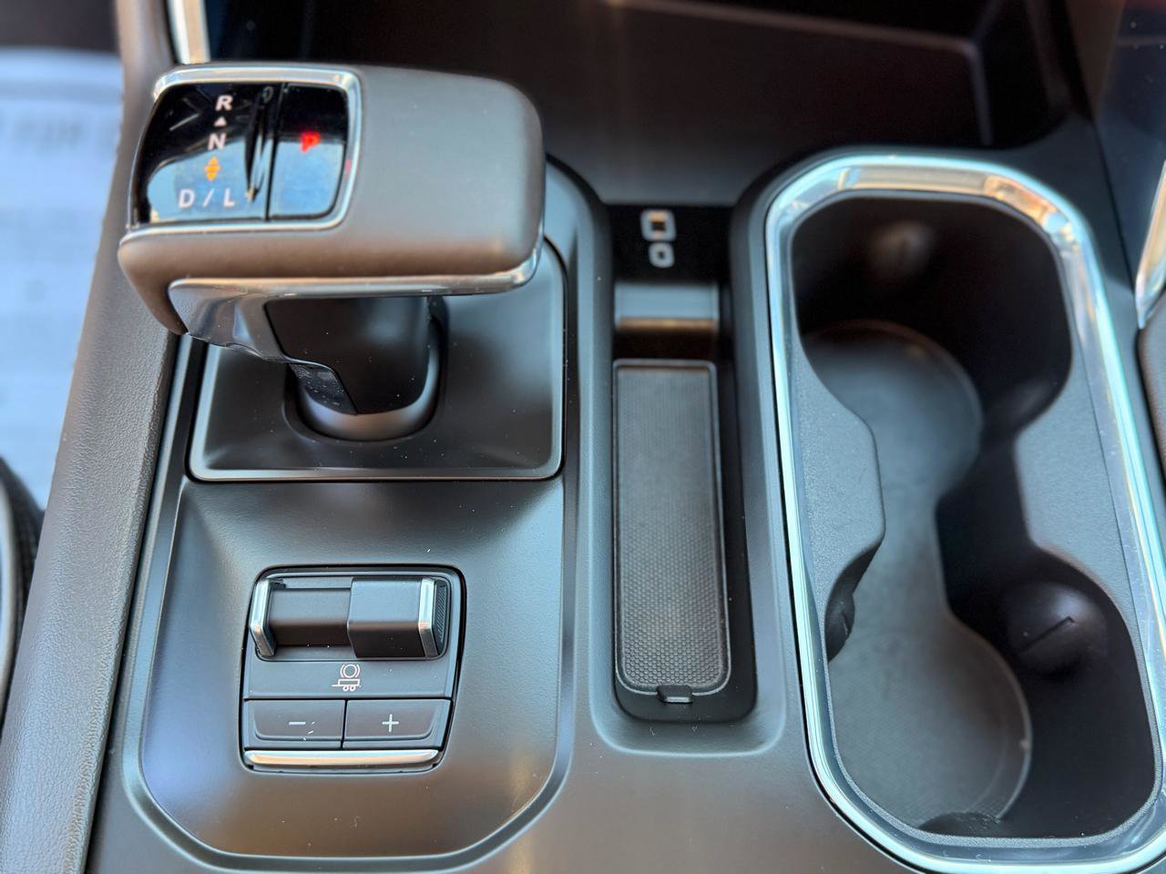 Used 2024 GMC Sierra 1500 Denali w/ Denali Reserve Package AWD/4WD image 27