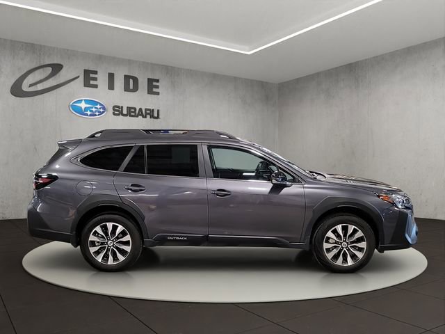 Used 2025 Subaru Outback Limited AWD/4WD image 5