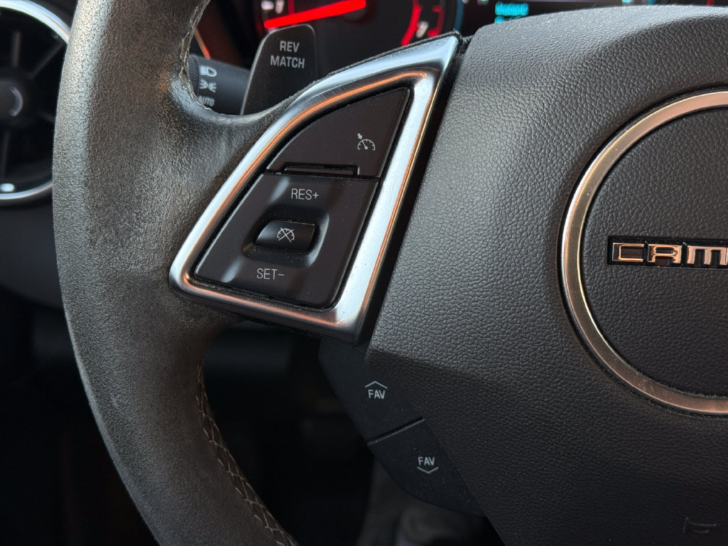 Used 2018 Chevrolet Camaro SS RWD image 18