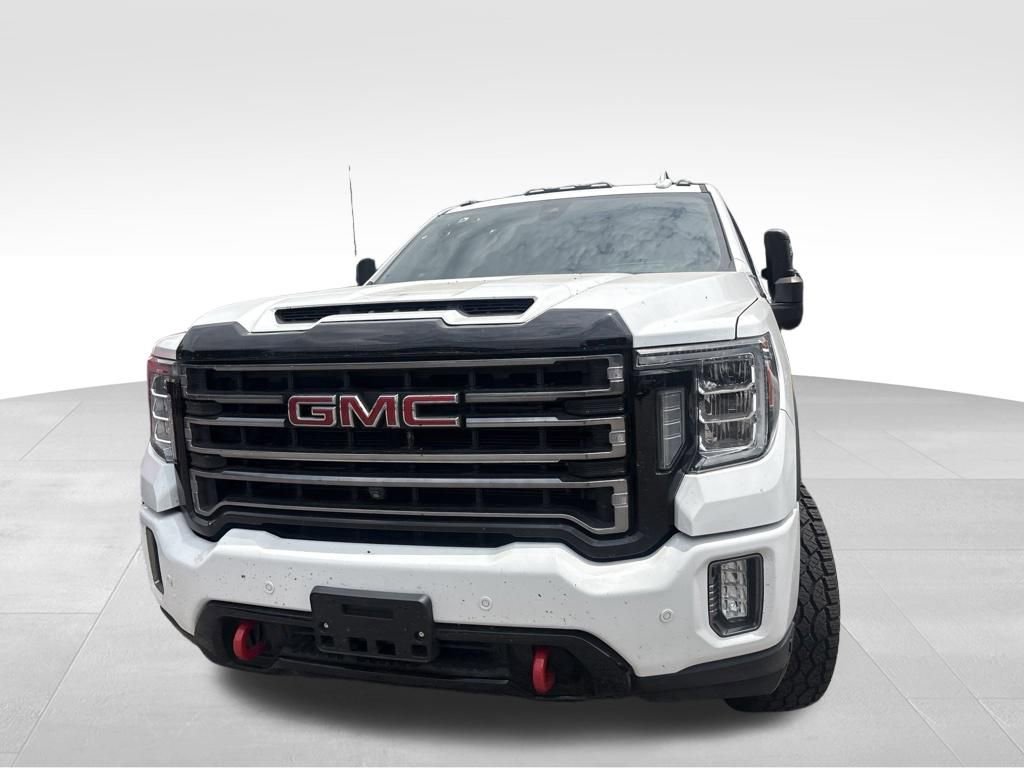 Used 2020 GMC Sierra 2500 AT4 w/ AT4 Premium Package AWD/4WD image 3