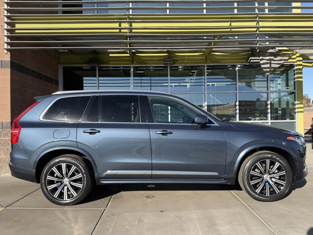 Used 2023 Volvo XC90 B6 Plus w/ Protection Package Premier image 9