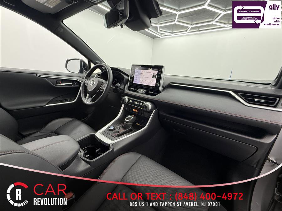 Used 2022 Toyota RAV4 XSE w/ Premium Package image 39
