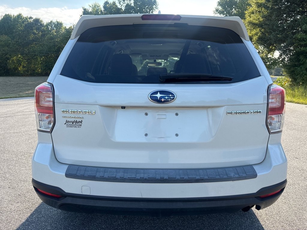 Used 2018 Subaru Forester 2.5i Premium AWD/4WD image 4