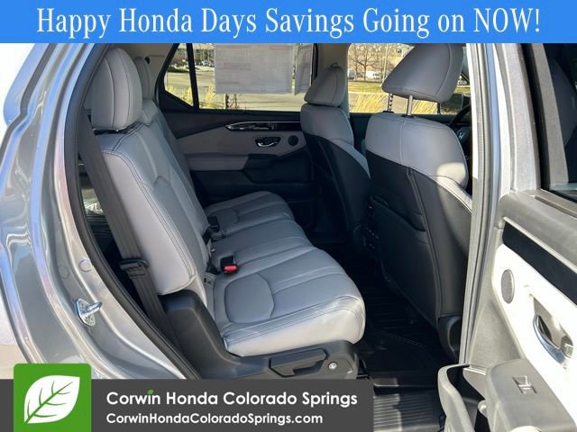 New 2025 Honda Pilot Touring image 28