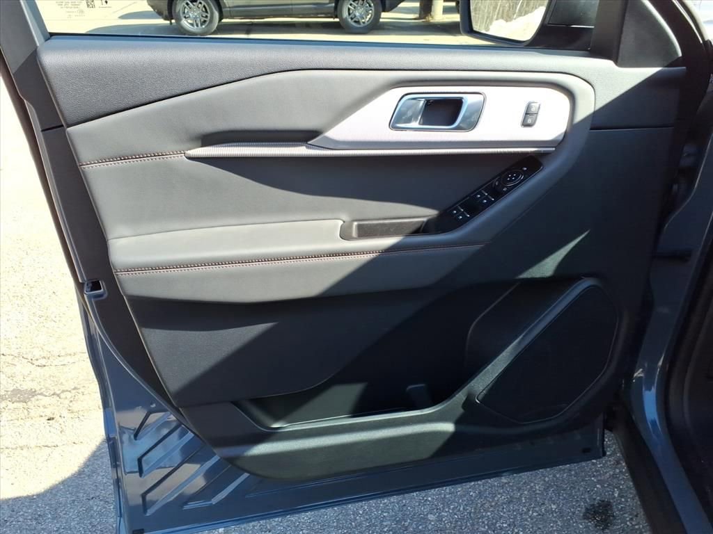 New 2026 Ford Explorer Active image 19
