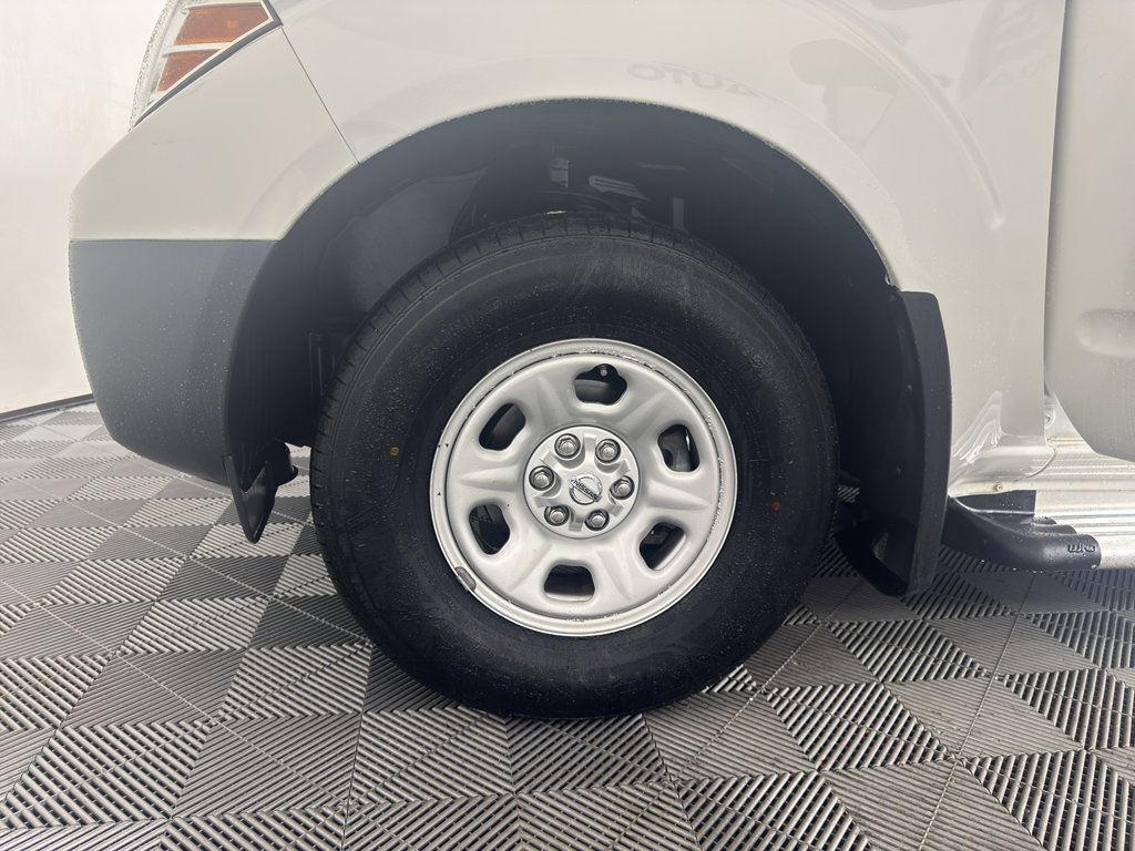 Used 2018 Nissan Frontier S RWD image 12