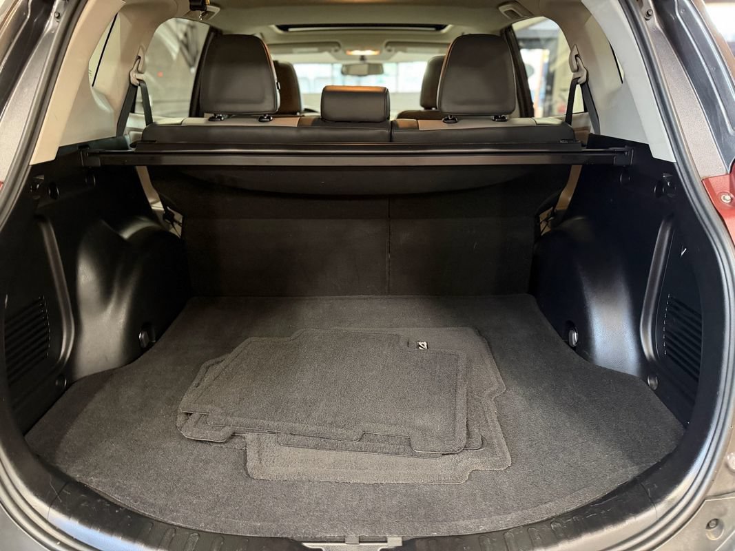 Used 2013 Toyota RAV4 Limited AWD/4WD image 20