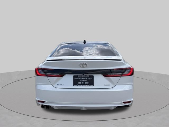 Used 2025 Toyota Camry XSE FWD image 5
