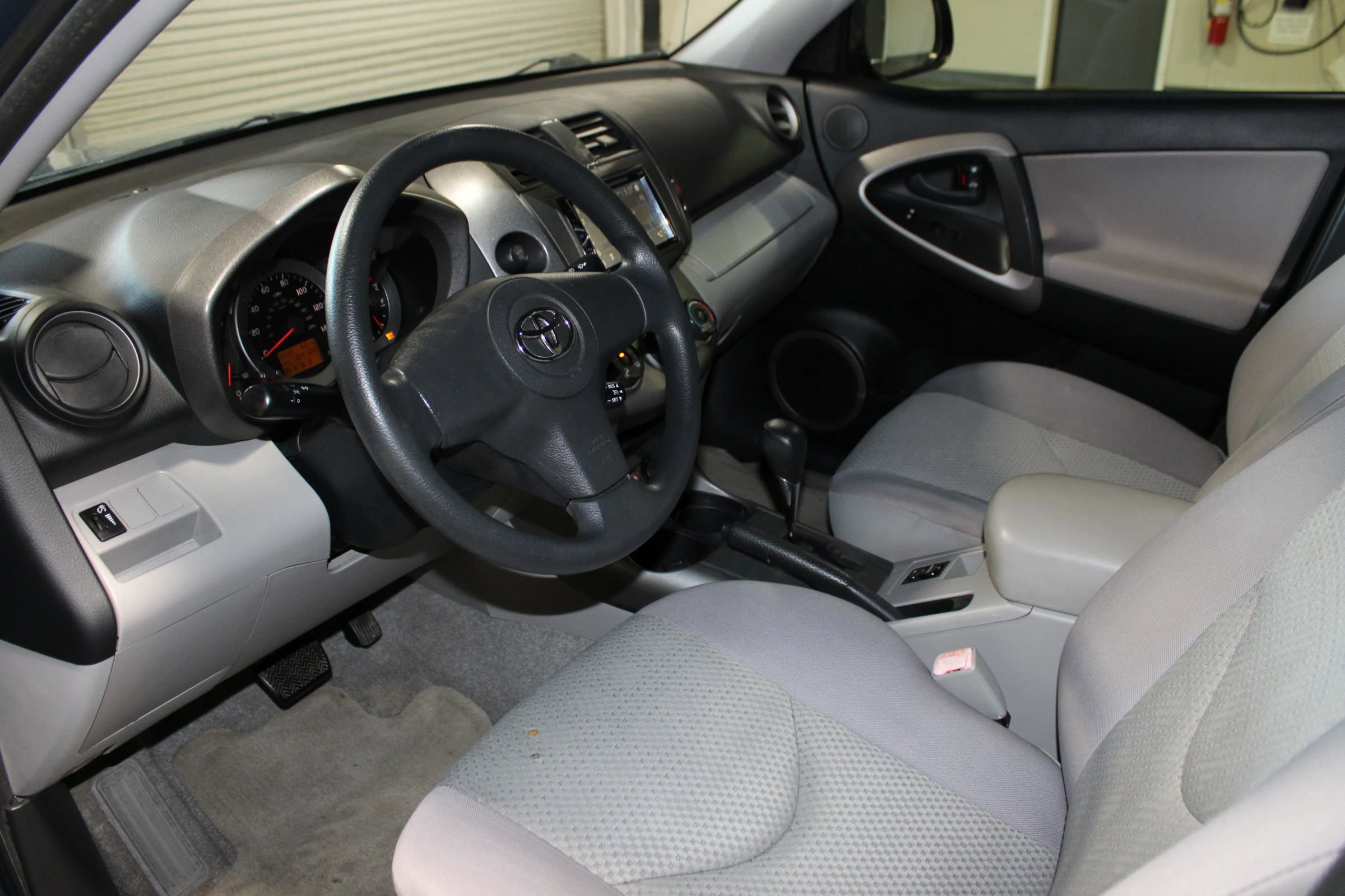 Used 2008 Toyota RAV4 2WD image 17