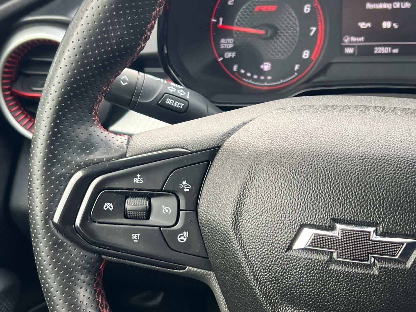 Certified 2024 Chevrolet Trax RS FWD image 19