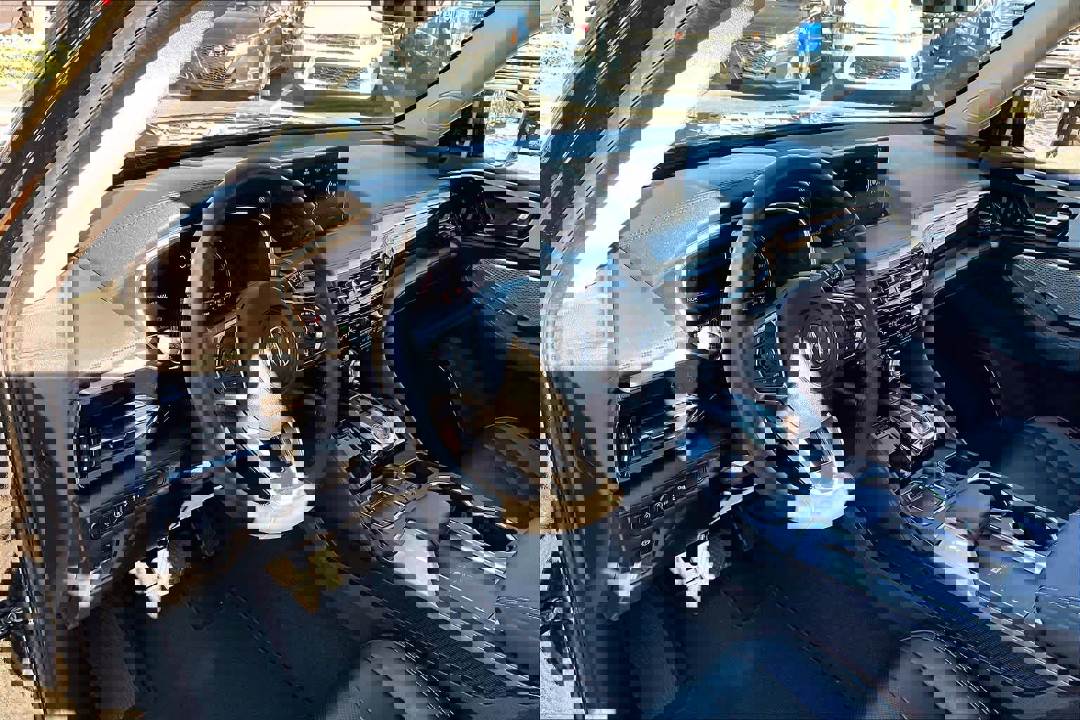 Used 2023 Acura MDX SH-AWD w/ Technology Package image 17