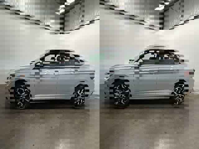 New 2026 Volkswagen Jetta SE image 2