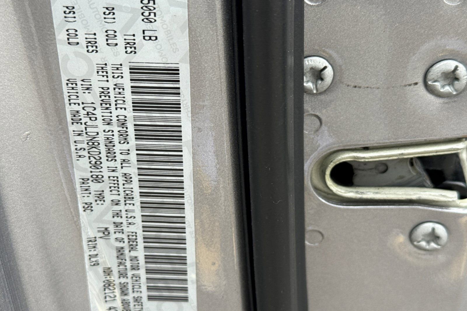 Used 2019 Jeep Cherokee Limited w/ Luxury Group image 12