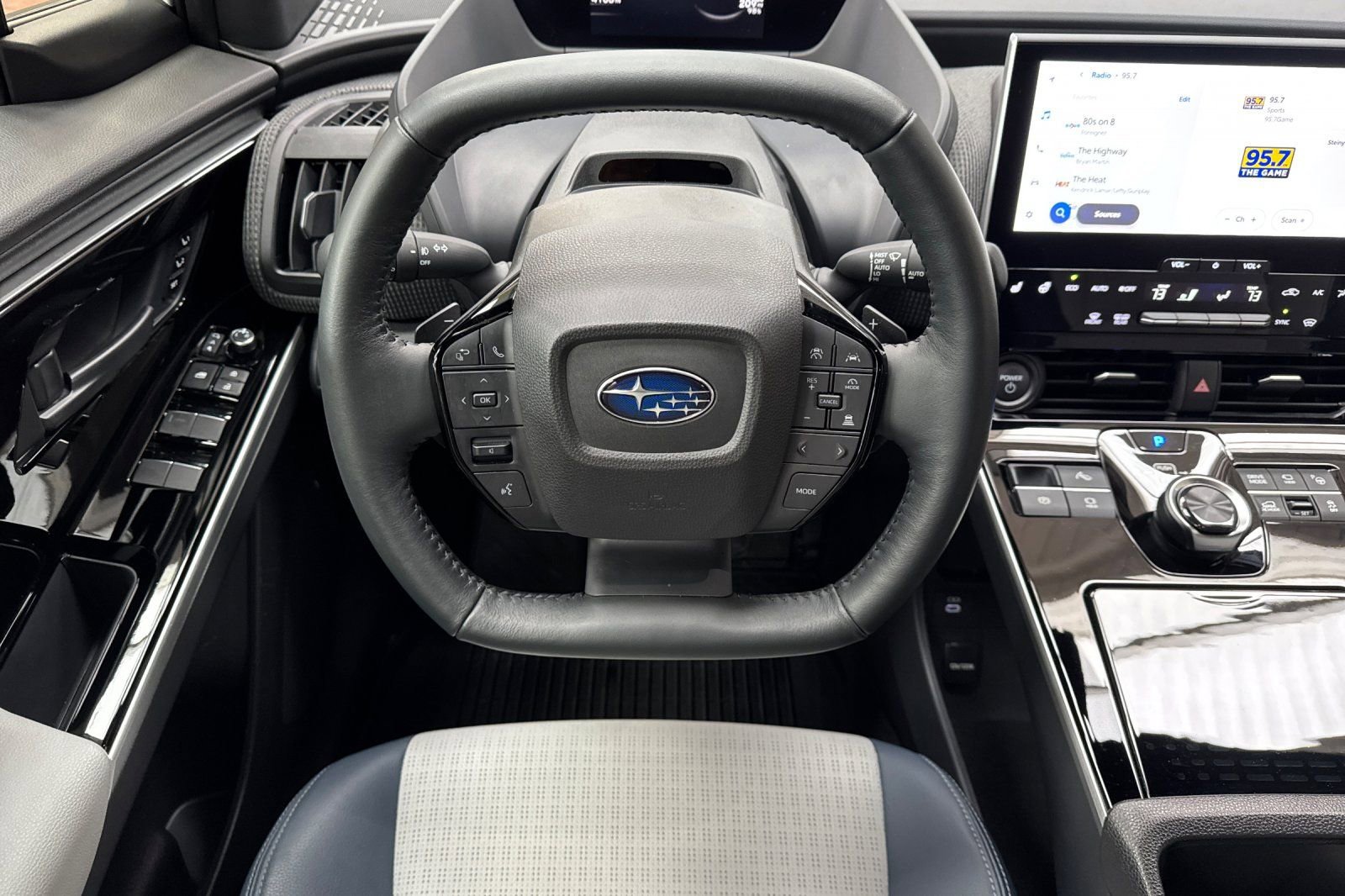 Used 2024 Subaru Solterra Limited image 19