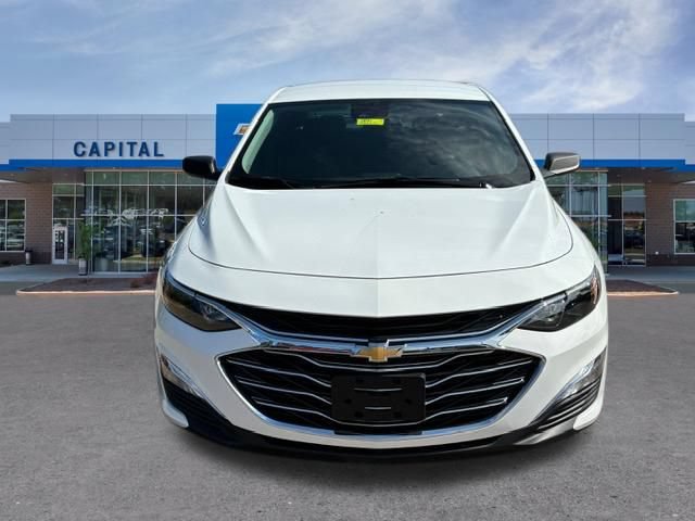 New 2025 Chevrolet Malibu LS w/ Driver Confidence Package FWD image 9