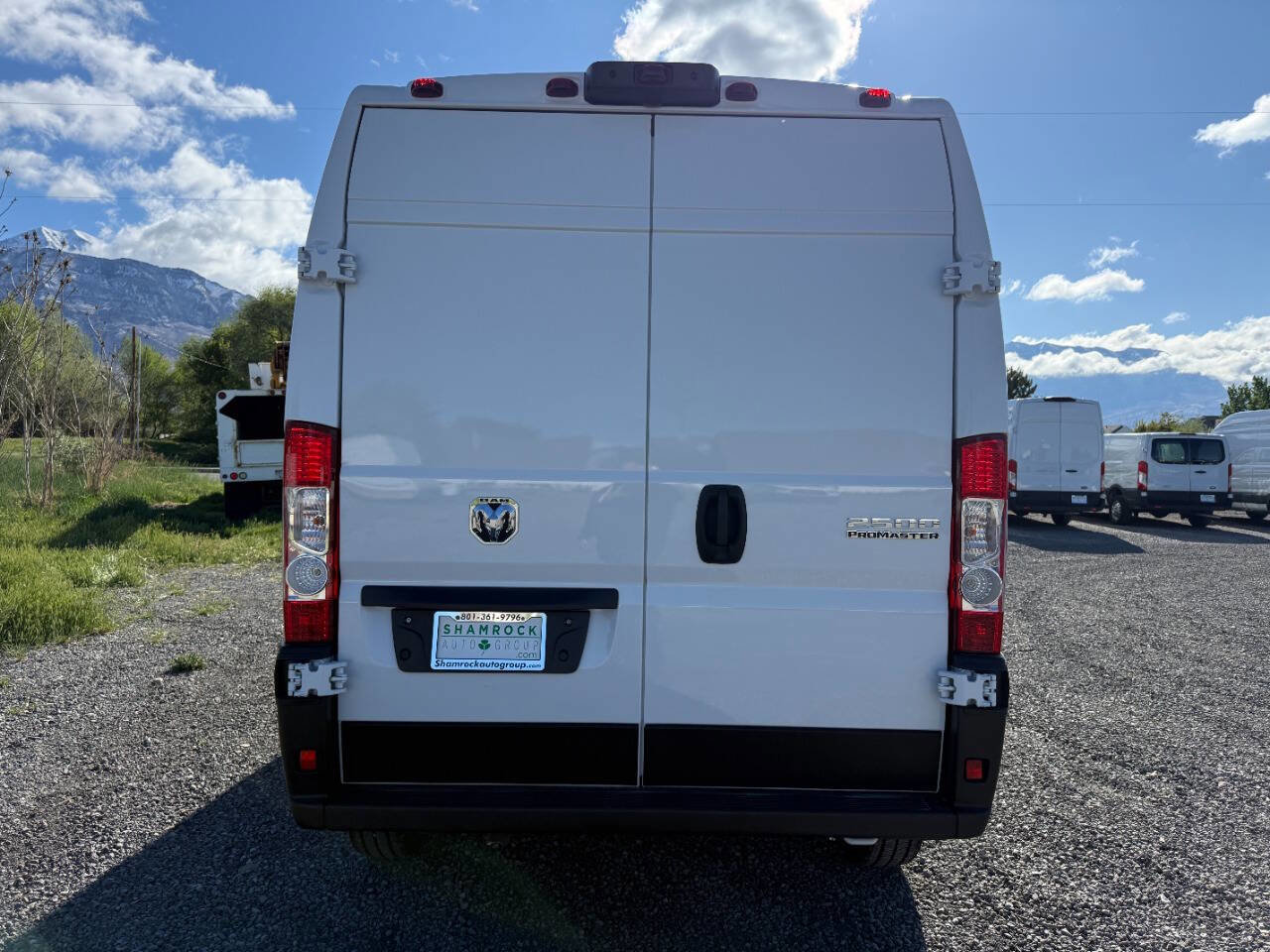 Used 2025 RAM ProMaster 2500 w/ Convenience Group FWD image 4