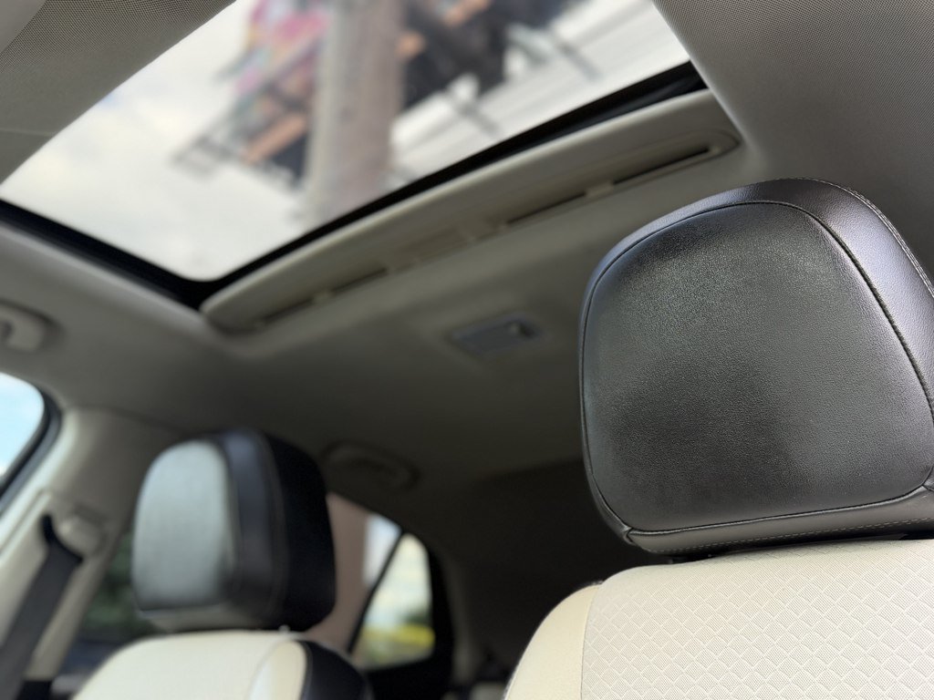 Used 2021 Buick Encore Preferred w/ Safety Package II FWD image 17