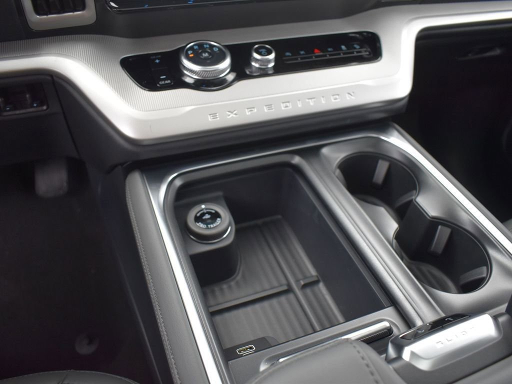 New 2026 Ford Expedition Max Active image 12