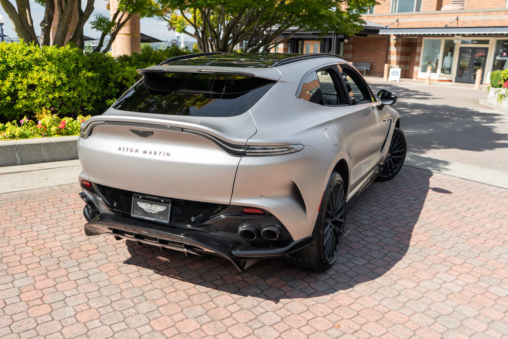 Used 2023 Aston Martin DBX 707 AWD/4WD image 46