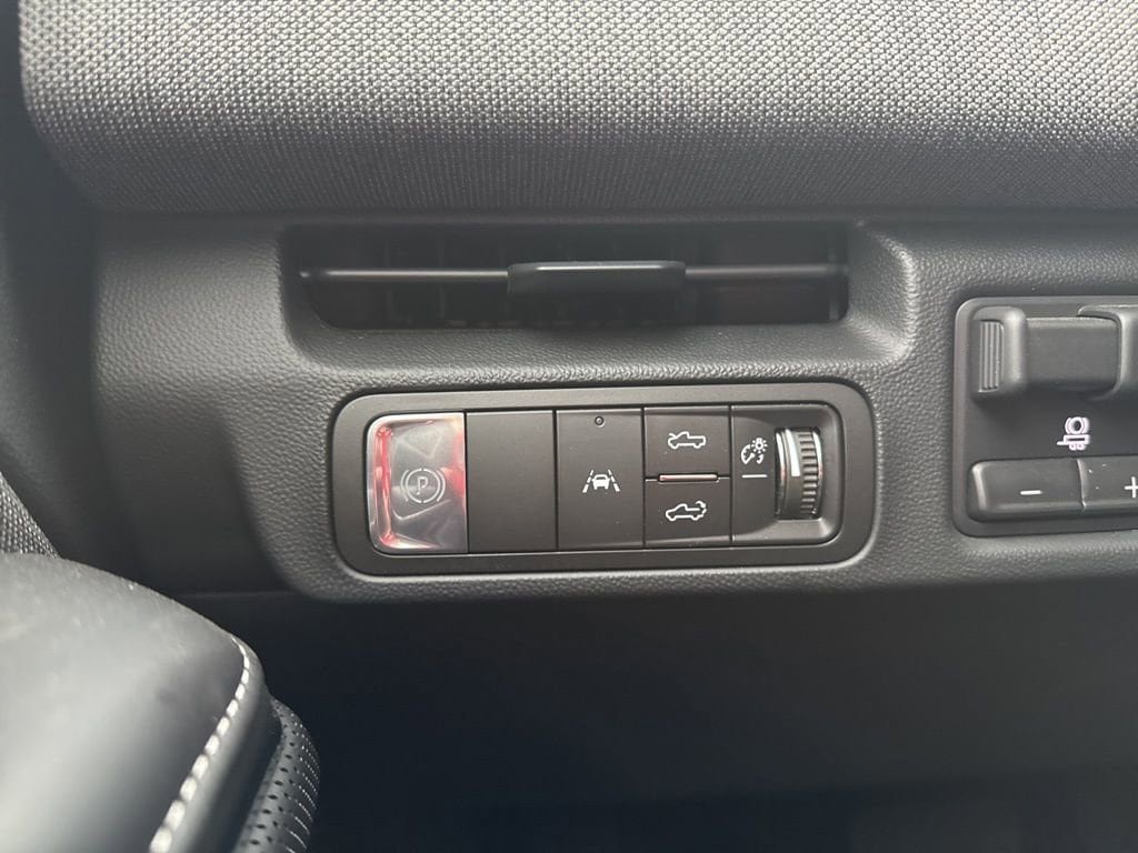 New 2026 GMC Sierra EV Elevation AWD/4WD image 27