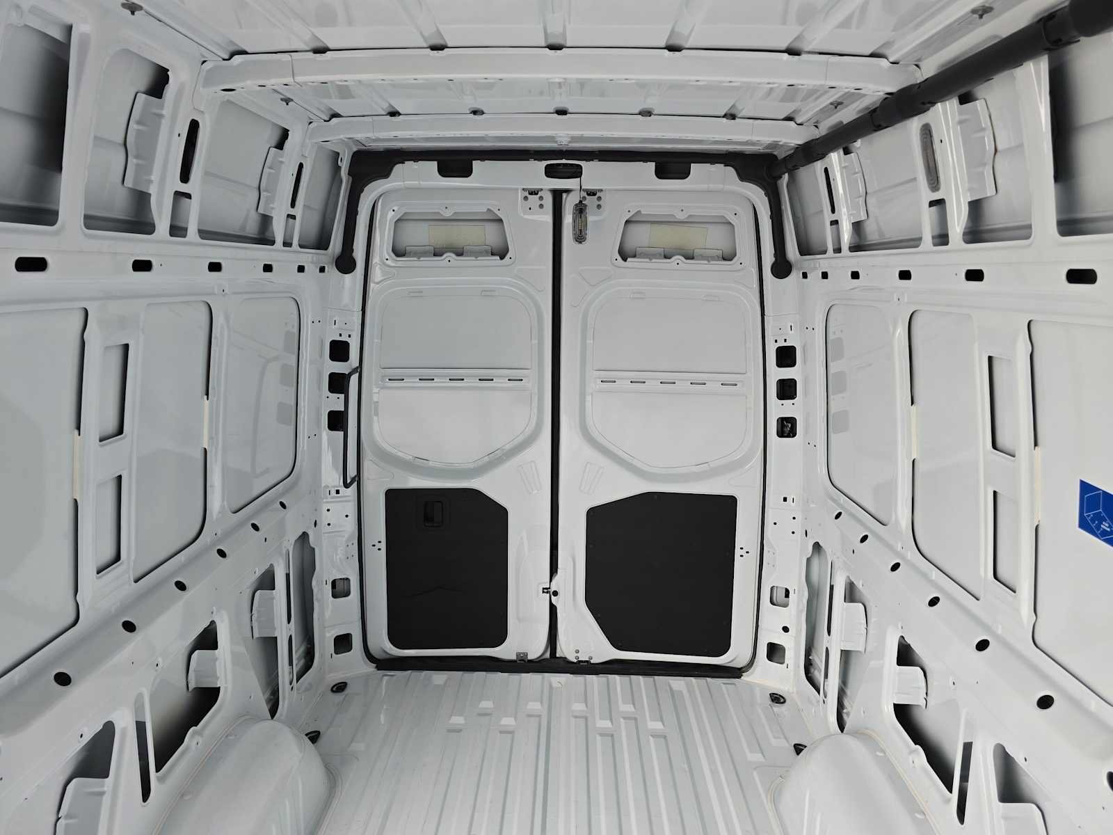 Used 2026 Mercedes-Benz Sprinter 2500 image 16