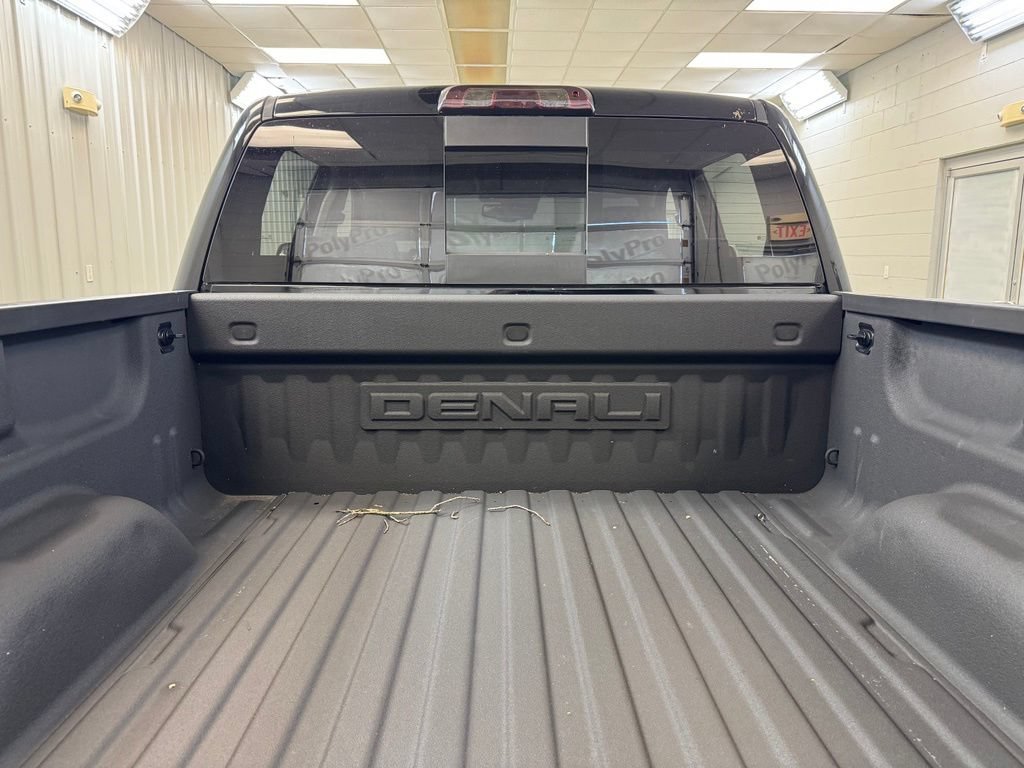 Used 2017 GMC Sierra 1500 Denali w/ Denali Ultimate Package AWD/4WD image 27
