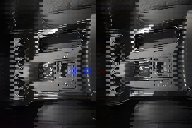 Used 2023 Toyota Prius LE image 30