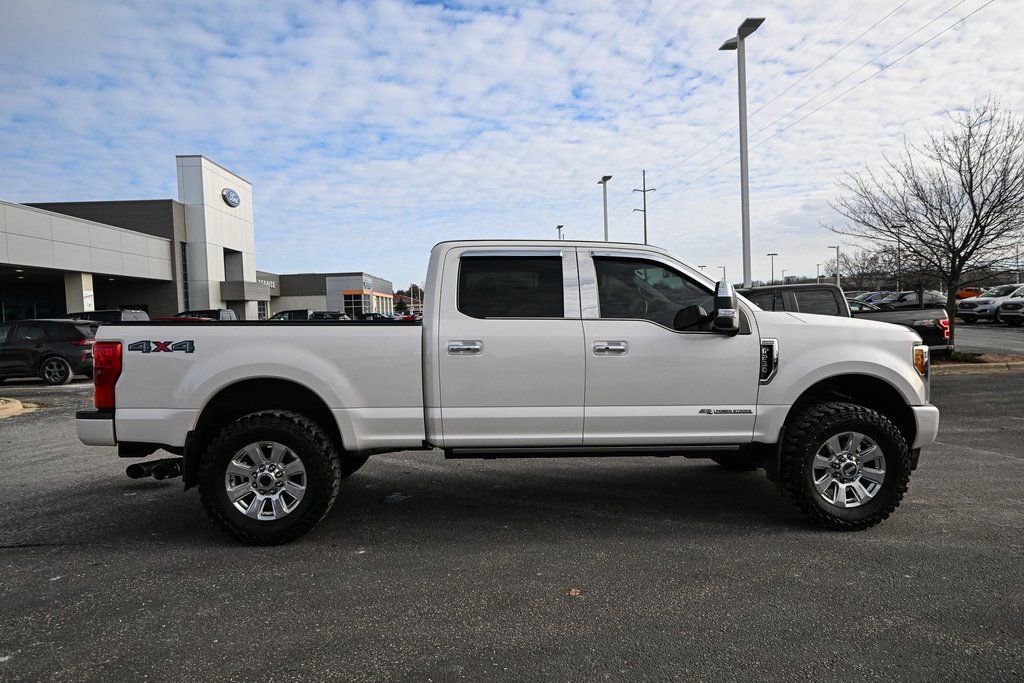 Used 2017 Ford F250 Platinum w/ Platinum Ultimate Package image 3