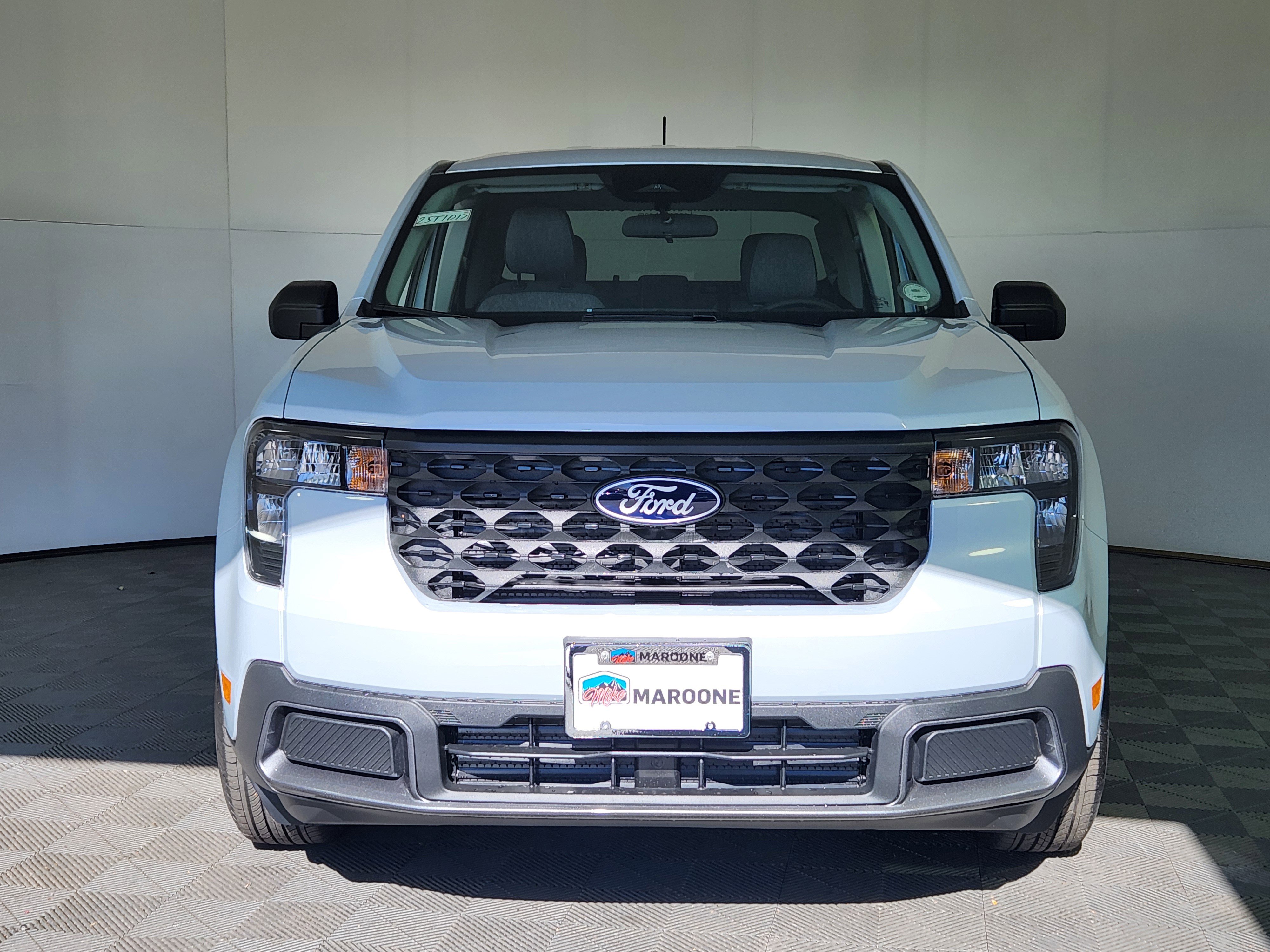 New 2025 Ford Maverick XLT image 2