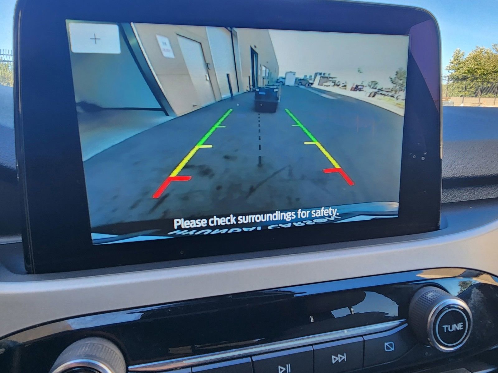 Used 2022 Ford Escape SE image 42