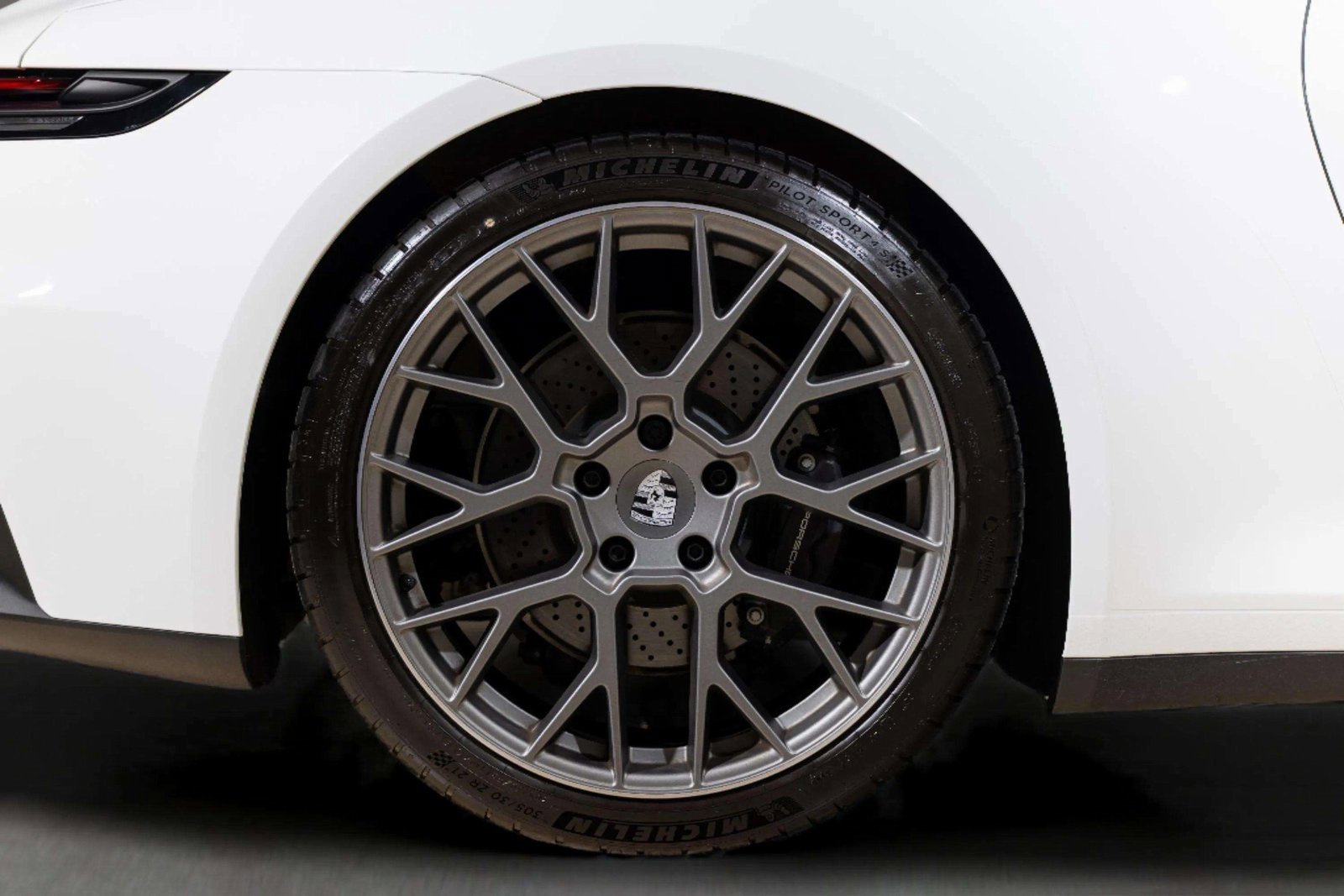 Used 2025 Porsche 911 Carrera image 46