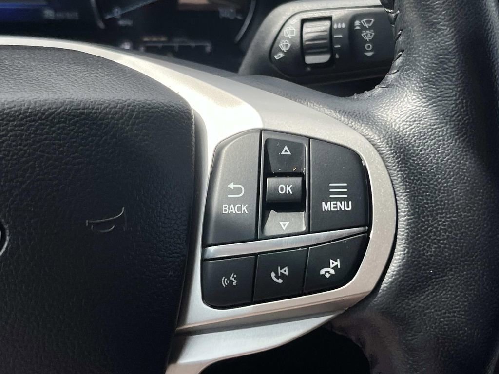 Used 2023 Ford Explorer Limited image 23