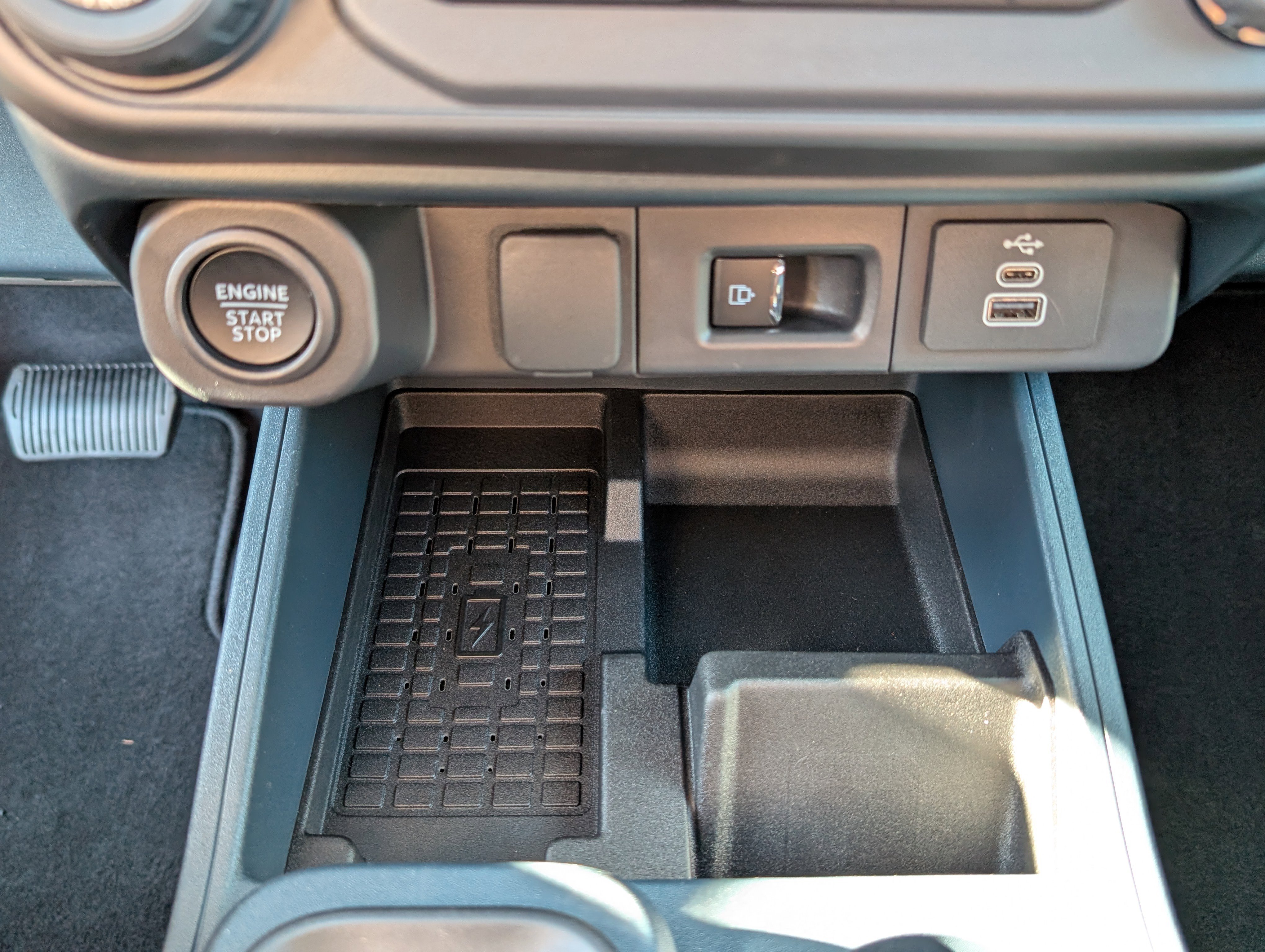 New 2025 Ford Maverick Lariat w/ Black Appearance Package image 25