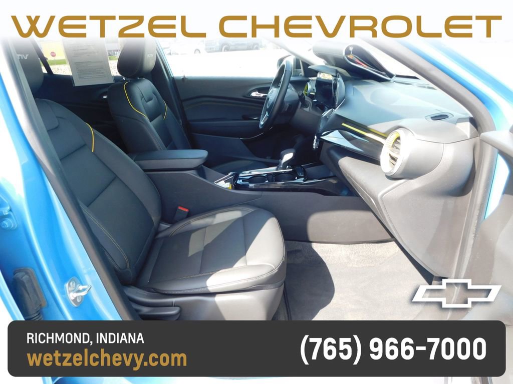 Used 2025 Chevrolet Trax ACTIV w/ Driver Confidence Package FWD image 17