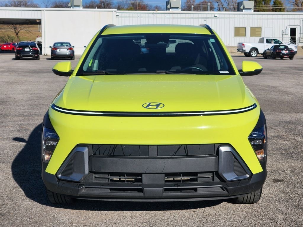Used 2024 Hyundai Kona SEL w/ Convenience Package image 2