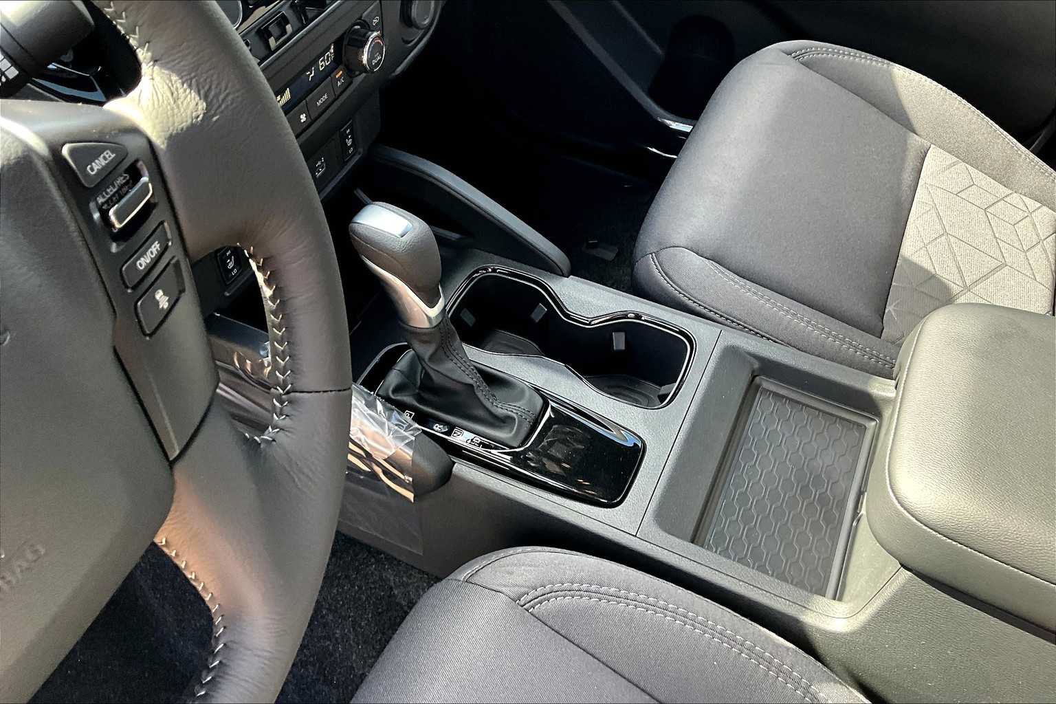 Certified 2026 Nissan Frontier SV RWD image 11