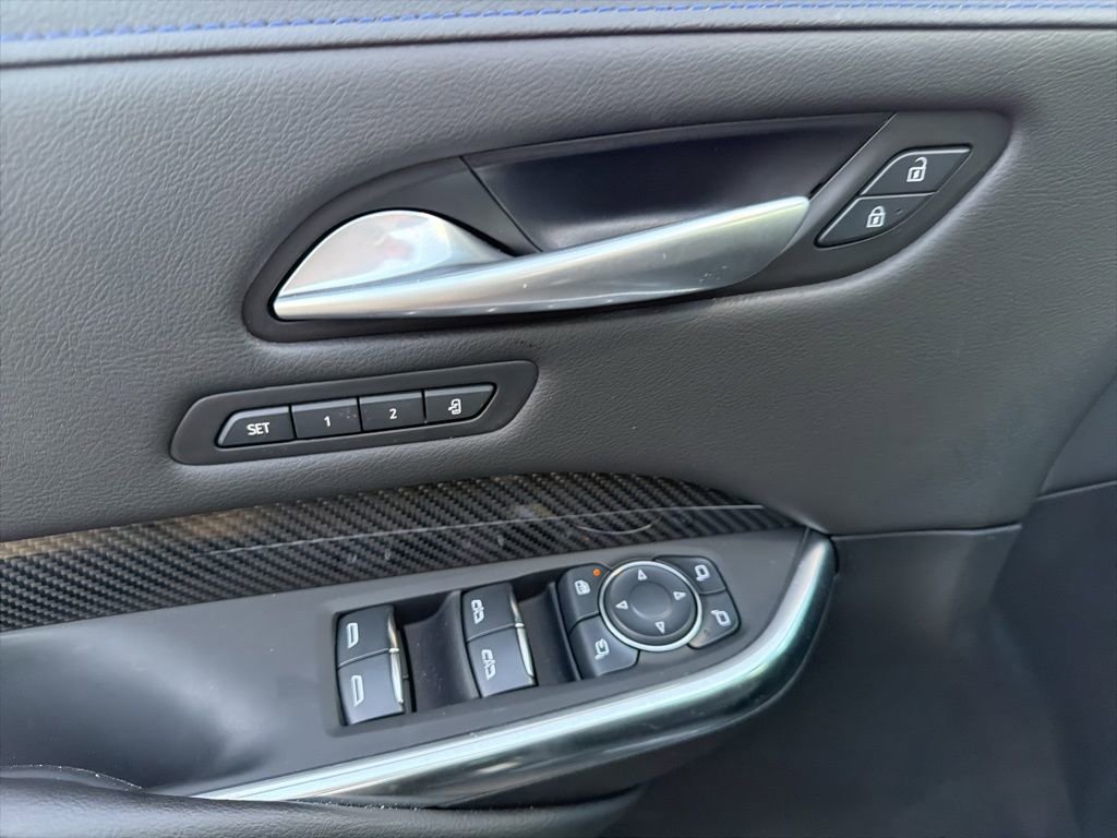 Used 2025 Cadillac XT4 Sport image 21