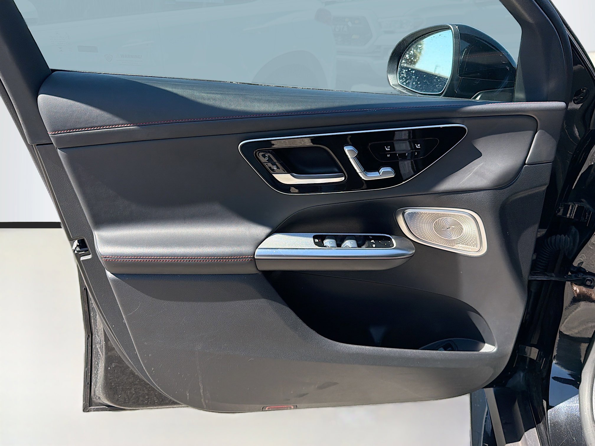 Used 2025 Mercedes-Benz GLC 43 AMG 4MATIC image 22