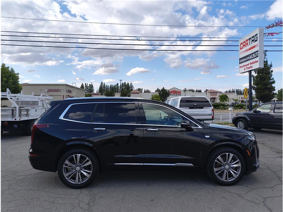 Used 2020 Cadillac XT6 Premium Luxury FWD image 4