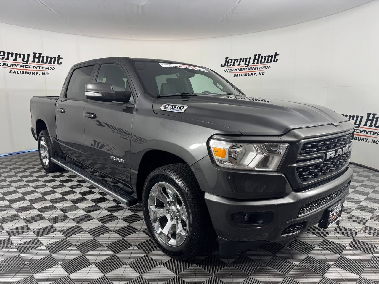 Used 2022 RAM 1500 Big Horn AWD/4WD image 5