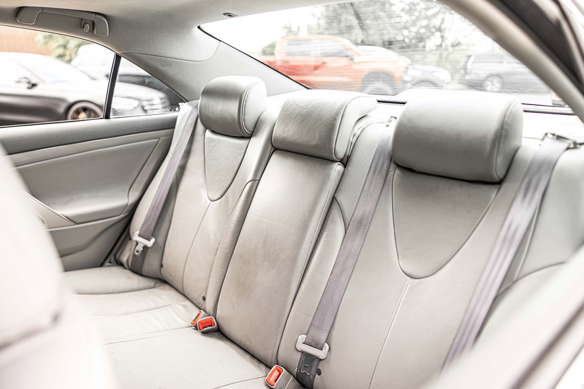 Used 2007 Toyota Camry XLE FWD image 32