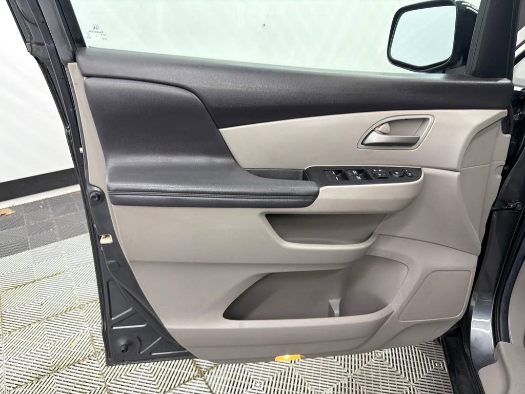 Used 2013 Honda Odyssey EX image 11
