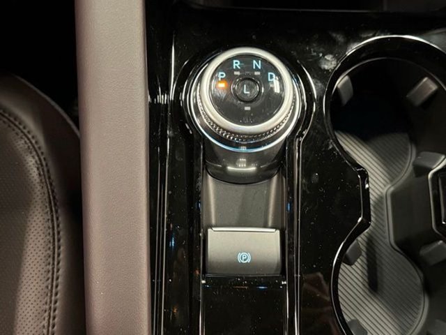 Used 2026 Ford Explorer Platinum RWD image 26
